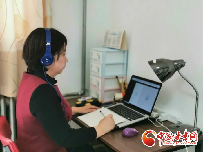 【三八特刊·“疫”線心聲】她，24小時聆聽“疫”動的心