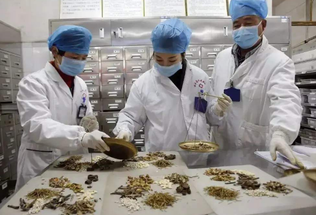 新冠肺炎疫情人物同防市民如何做？請看這里！