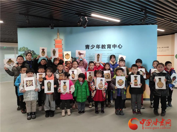 博物館里過臘八 武威這些孩子用五谷拼文物！