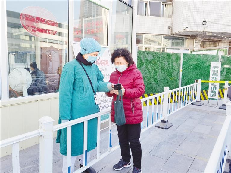 智能生活下，老年人的“數(shù)字鴻溝”如何跨越？