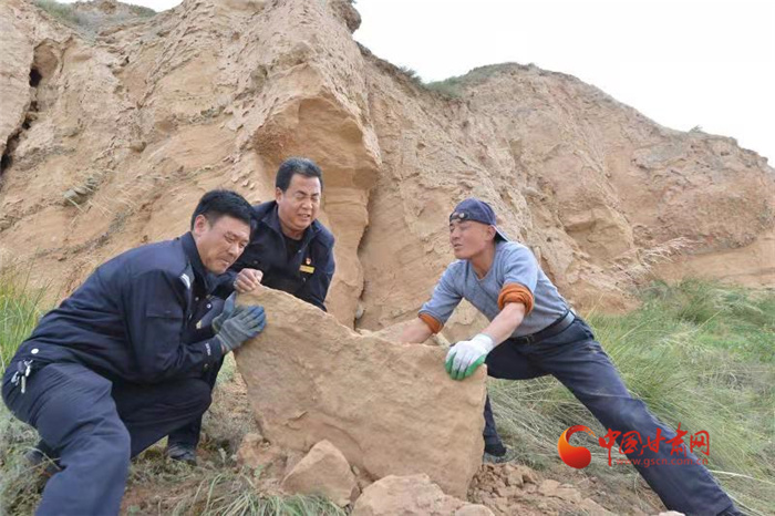 【百年風(fēng)華 奮進(jìn)甘肅·黨員風(fēng)采】劉萬(wàn)勝: 一位特殊園丁為生命終點(diǎn)守護(hù)