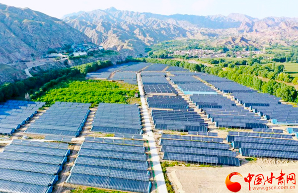 【奮斗百年路 啟航新征程 脫貧攻堅答卷】以村為家，把貧困戶當家人——記全國脫貧攻堅先進個人錢有