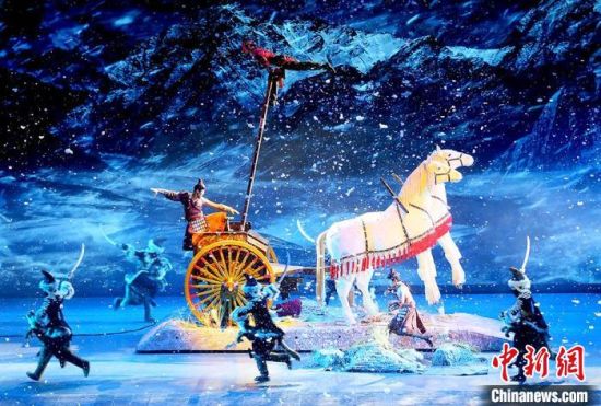 圖為《天下雄關(guān)》演出劇照。　高展 攝