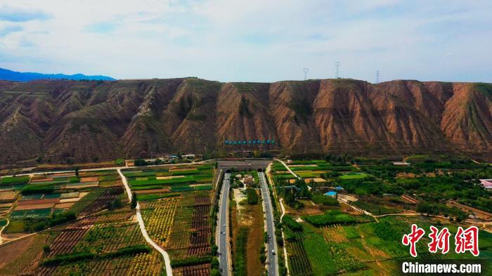 甘肅榆中造養(yǎng)結(jié)合十?dāng)?shù)年荒山改綠 野生動(dòng)物?！奥睹妗?>
        </a><em>甘肅榆中造養(yǎng)結(jié)合十?dāng)?shù)年荒山改綠 野生動(dòng)物?！奥睹妗?/em></li>
    <li><a  target=