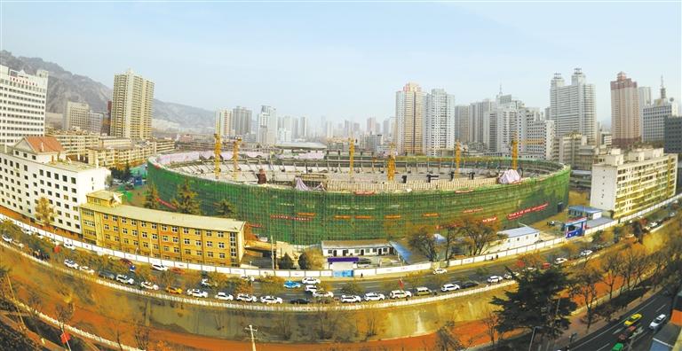 蘭州市七里河體育場主體封頂，預計明年7月交付使用