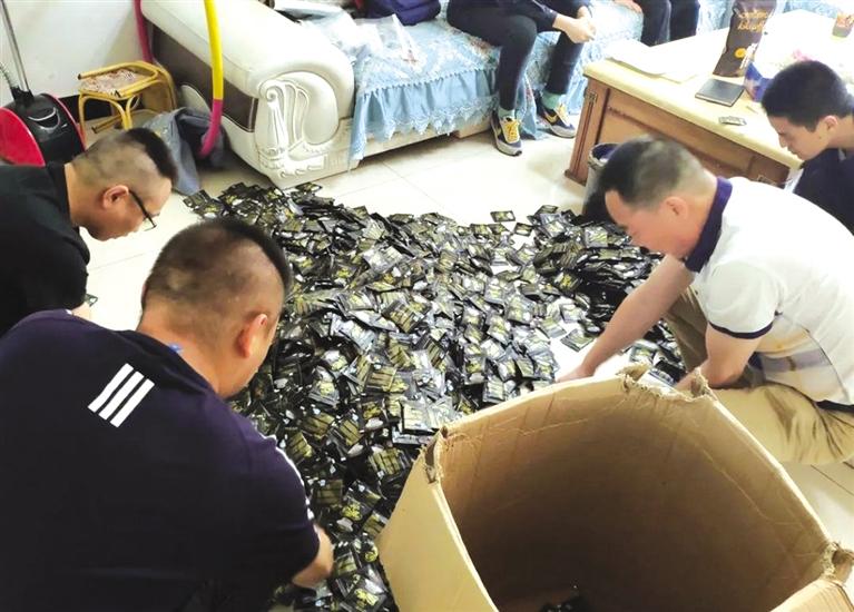 “減肥咖啡”竟含違禁藥 蘭州警方破獲特大網(wǎng)絡(luò)生產(chǎn)、銷售有毒、有害食品案