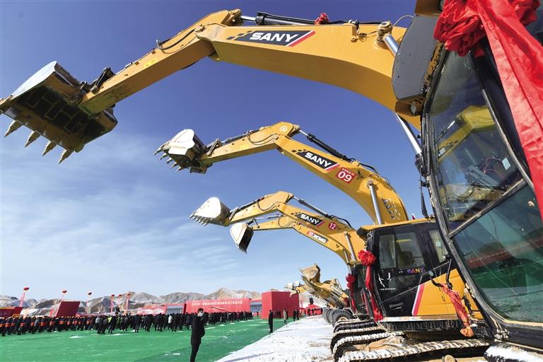 開局即決戰(zhàn) 起步是沖刺 金城大地借項目建設“春風”掀起開工熱潮