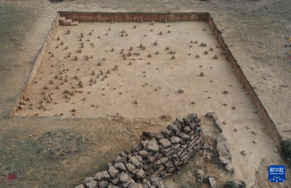 四川稻城縣皮洛舊石器時代遺址探方發(fā)掘情況（資料圖）。