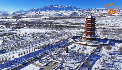 初冬民樂，讓我見到了最美的雪景